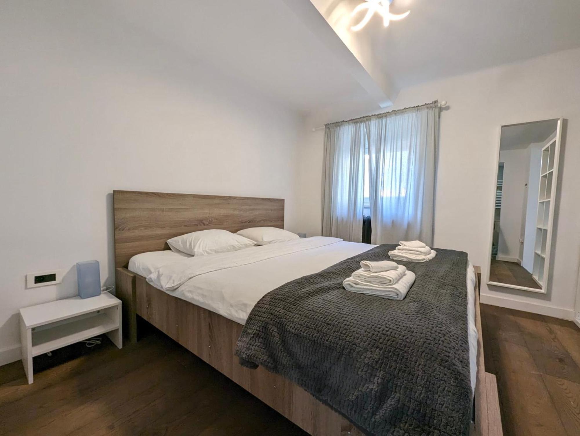 Fantabulous Downtown Abode W King Bed, 65" Tv, Washer And Tumble Dryer Zagreb Ngoại thất bức ảnh